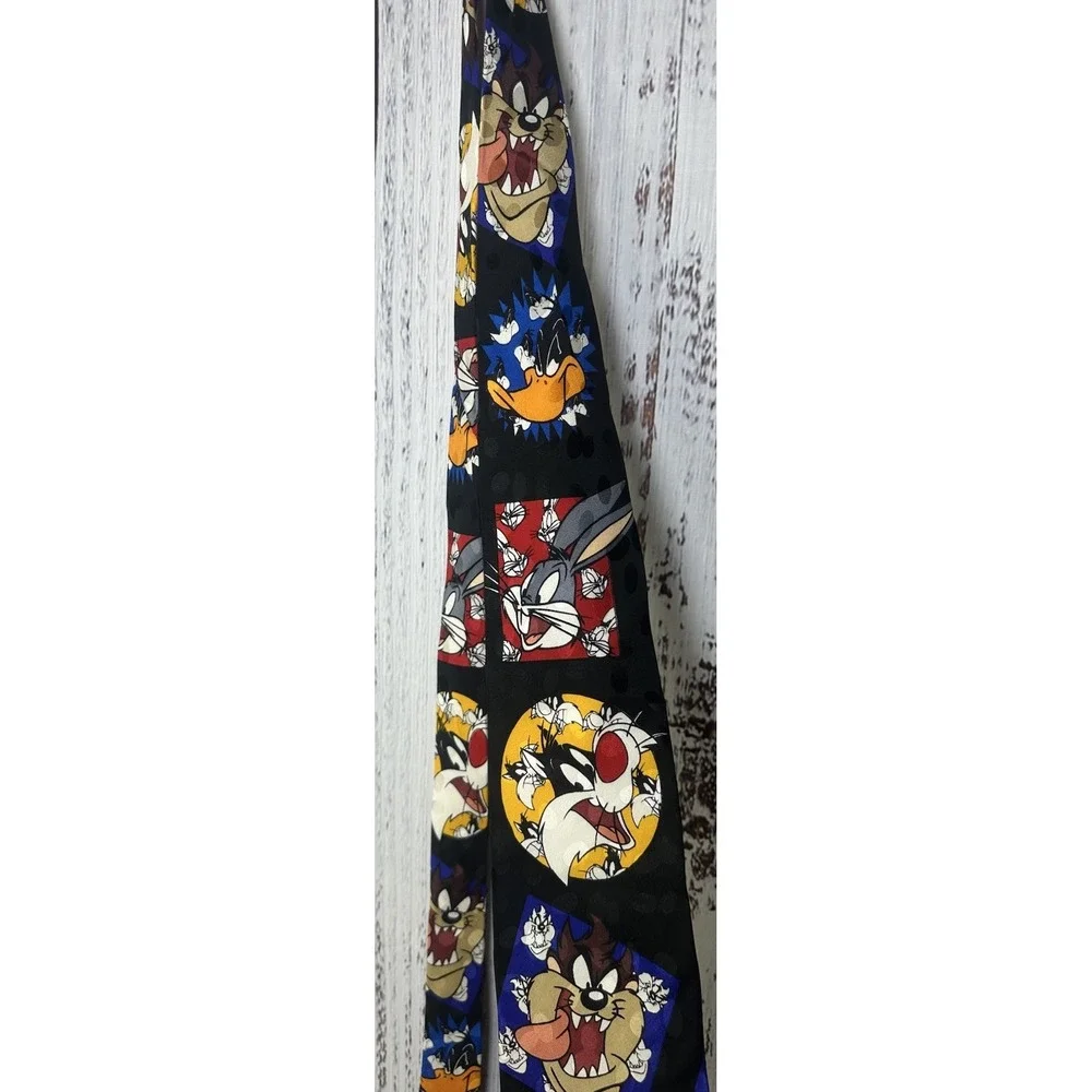 Vintage 1994 Looney Tunes Mania Tie‎ Black Characters Bugs Taz Sylvester Silk
